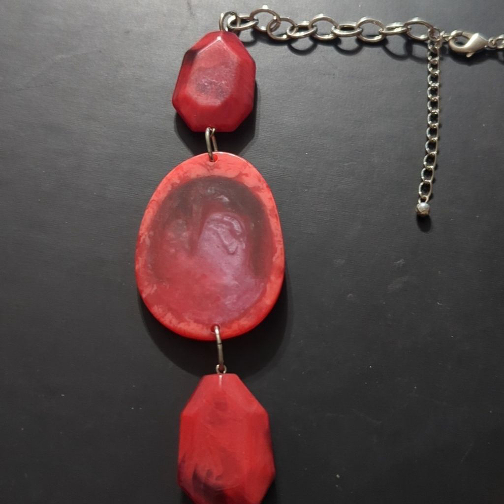 Silver Tone Red Swirl Resin Slice Statement Necklace - Picture 3 of 5